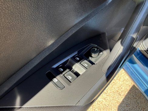 Used 2019 Volkswagen Jetta S w/ Driver Assistance Package image 18