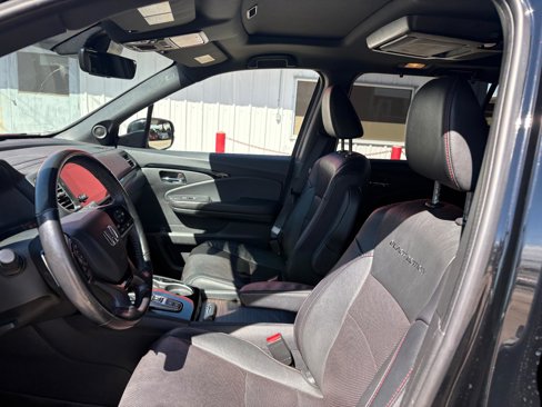 Used 2020 Honda Pilot Black Edition image 14
