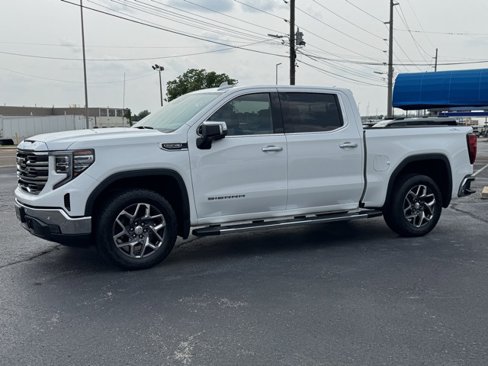 Used 2022 GMC Sierra 1500 SLT w/ SLT Premium Plus Package image 3