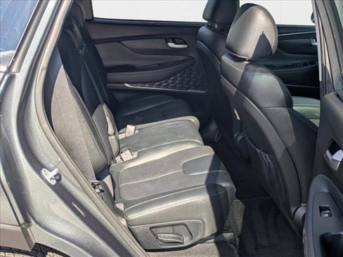 Used 2019 Hyundai Santa Fe Limited image 17