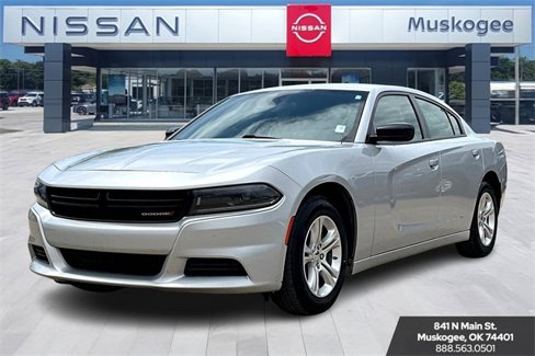 Used 2023 Dodge Charger SXT image 3