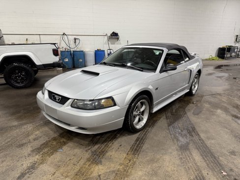 Used 2001 Ford Mustang GT image 3