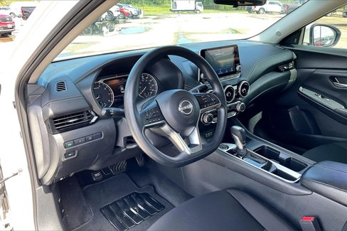 Used 2024 Nissan Sentra SV image 14