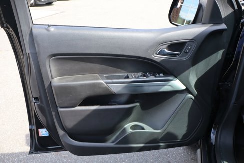 Used 2019 Chevrolet Colorado LT w/ Redline Special Edition image 8