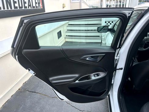Used 2016 Chevrolet Malibu LT w/ Leather Package image 23