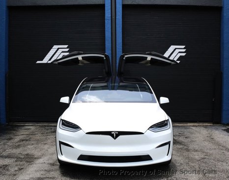 Used 2023 Tesla Model X image 10