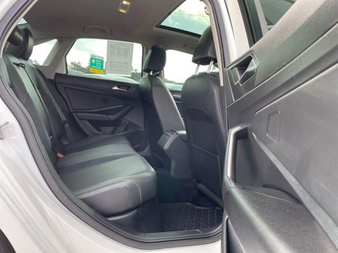 Used 2019 Volkswagen Jetta SEL image 18
