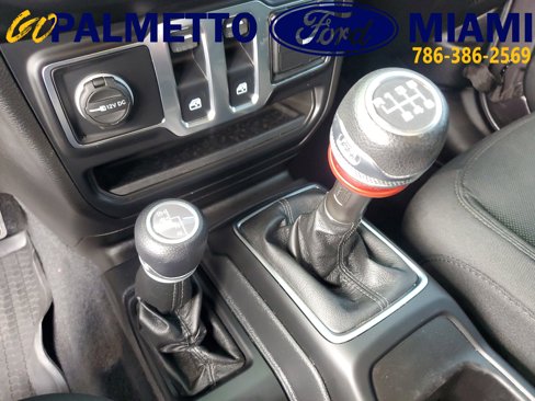 Used 2021 Jeep Wrangler Sport image 24