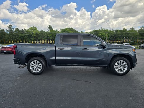 Used 2020 Chevrolet Silverado 1500 Custom w/ Custom Value Package image 5