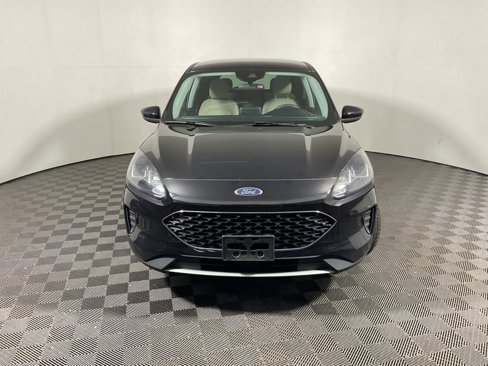Used 2021 Ford Escape SE image 4