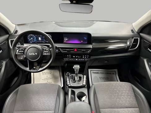Used 2024 Kia Seltos X-Line image 12
