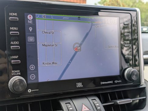 Used 2019 Toyota RAV4 Limited image 26