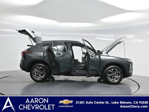 New 2025 Chevrolet Trax LT w/ Driver Confidence Package image 3