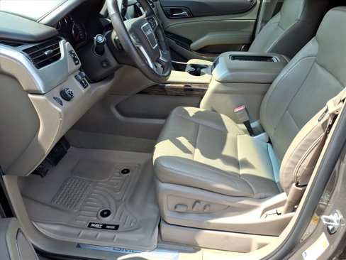 Used 2015 GMC Yukon SLT w/ Open Road Package image 11