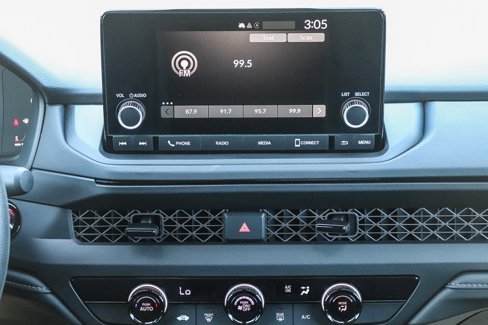 Certified 2025 Honda Accord LX image 14