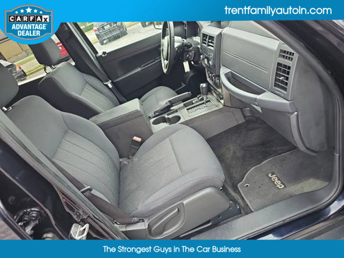 Used 2011 Jeep Liberty Sport image 36