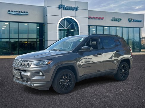 Used 2022 Jeep Compass Latitude w/ Sun and Sound Group image 4