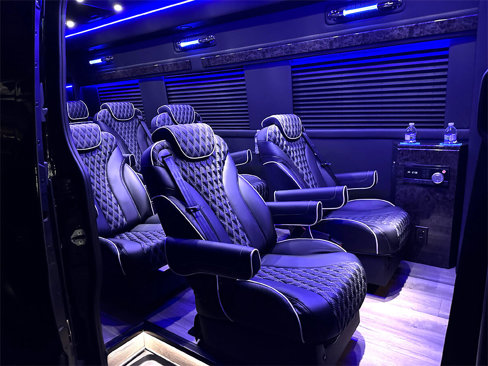 Used 2023 Mercedes-Benz Sprinter 3500 w/ Parking Package image 2