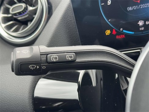 Certified 2022 Mercedes-Benz GLA 250 4MATIC image 22