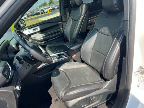 Certified 2020 Ford Explorer ST w/ Premium Technology Package image 24
