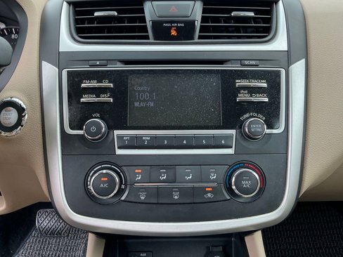 Used 2017 Nissan Altima 2.5 S w/ Power Driver Seat Package image 19