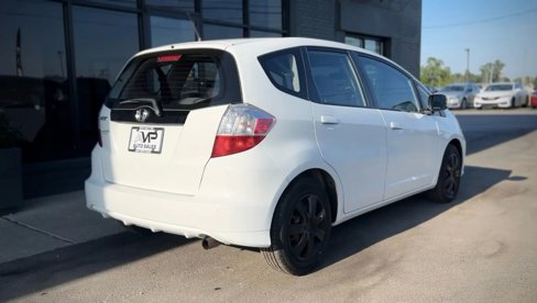 Used 2012 Honda Fit image 3