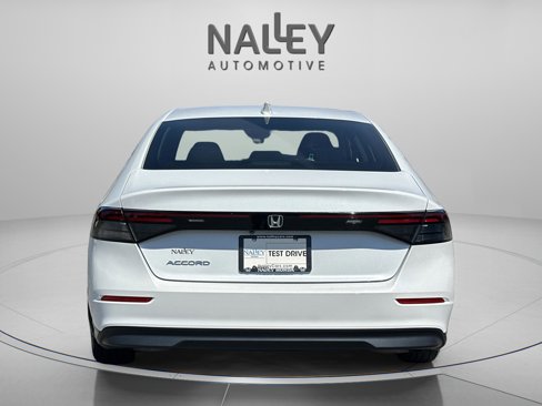 Used 2023 Honda Accord EX image 4