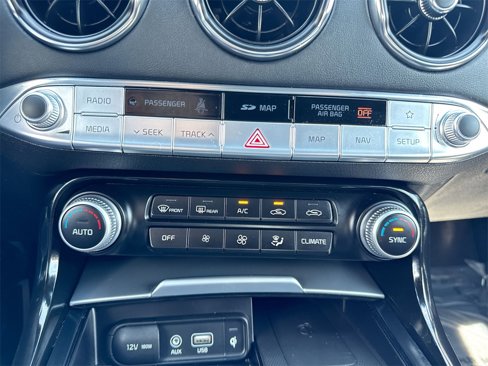 Used 2019 Kia Stinger GT2 image 19