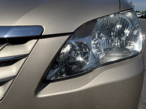 Used 2007 Toyota Avalon Limited image 6