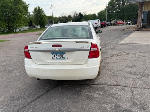Used 2005 Chevrolet Malibu LS w/ Preferred Equipment Group image 9