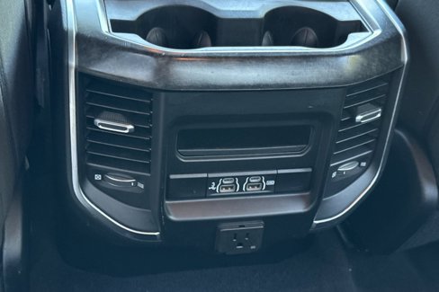 Used 2019 RAM 1500 Big Horn image 16