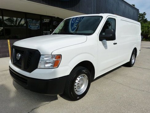Used 2017 Nissan NV 1500 S image 2