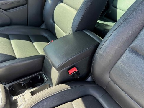 Used 2016 Volkswagen Tiguan R-Line image 27