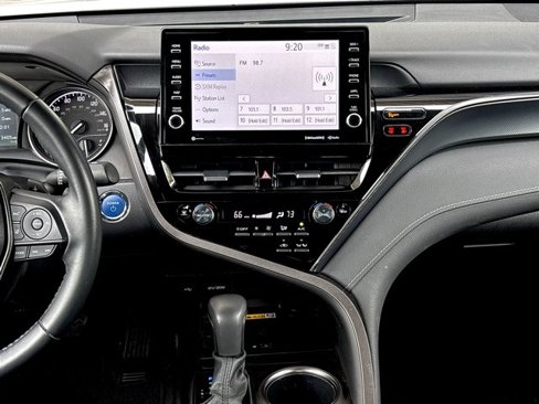 Used 2022 Toyota Camry SE image 24