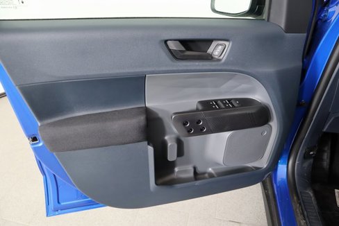 New 2025 Ford Maverick XL image 17