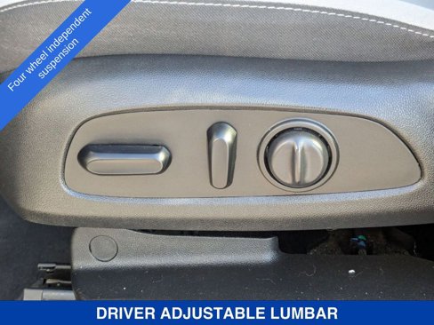 Used 2020 Chevrolet Equinox LS w/ LS Convenience Package image 16