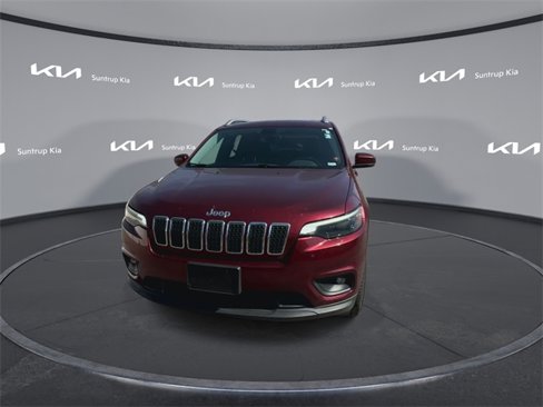 Used 2019 Jeep Cherokee Latitude Plus w/ Comfort/Convenience Group image 5