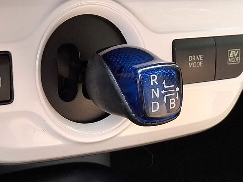 Used 2016 Toyota Prius Two image 12