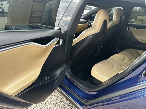 Used 2016 Tesla Model S P90D image 27