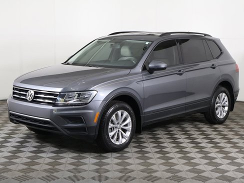 Used 2020 Volkswagen Tiguan S image 6