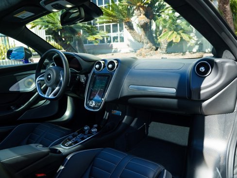 Used 2025 McLaren GTS image 9