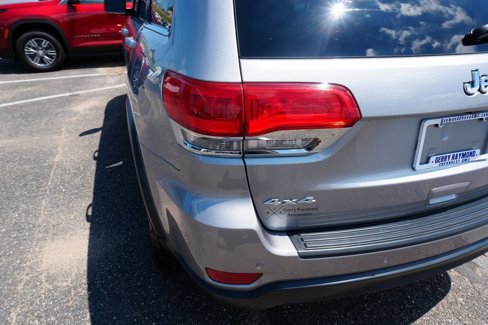 Used 2016 Jeep Grand Cherokee Laredo w/ Quick Order Package 23E image 8