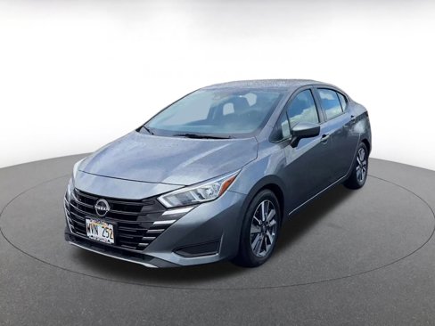Used 2023 Nissan Versa SV image 7