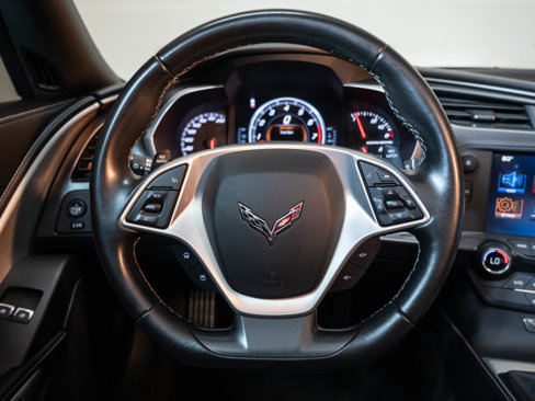 Used 2016 Chevrolet Corvette Stingray Coupe image 12