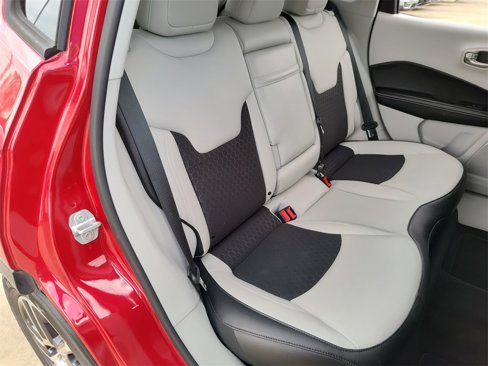 Used 2019 Jeep Compass Latitude image 34