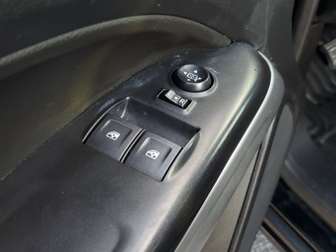 Used 2022 Chevrolet Colorado LT w/ Fleet Safety Package image 19