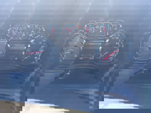 Used 2016 Chevrolet Suburban LT image 11