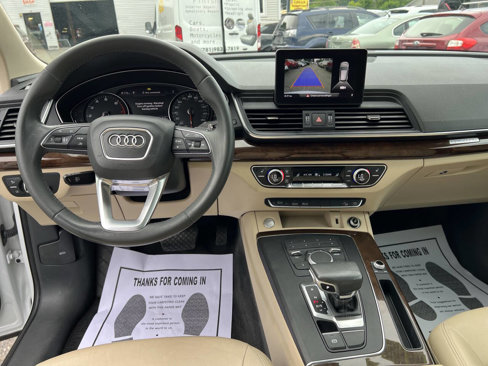Used 2019 Audi Q5 2.0T Premium w/ Convenience Package image 24