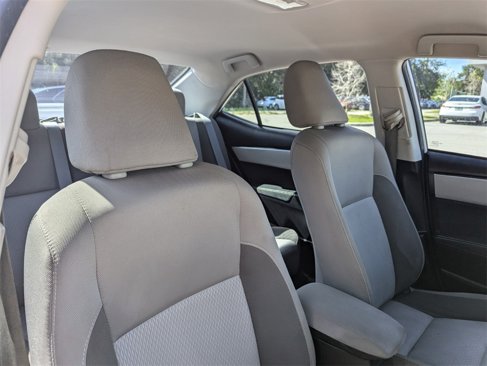 Used 2018 Toyota Corolla LE image 15