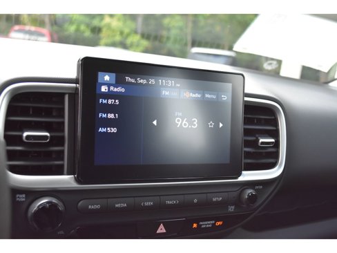 New 2025 Hyundai Venue SE image 23